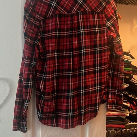 Perfect Red Plaid Flannel Shirt - Button Down - Size Large - Worn Once - Picture 3 of 3